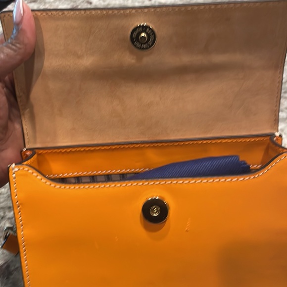 Authentic Dooney & Bourke Handbag - Picture 8 of 12